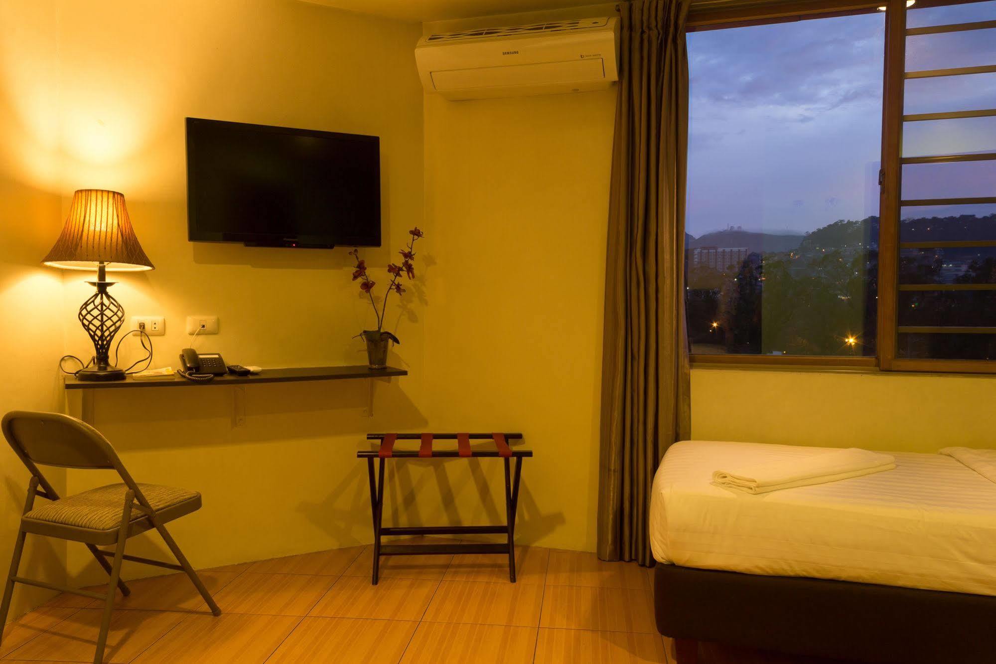City Center Hotel Baguio City Εξωτερικό φωτογραφία